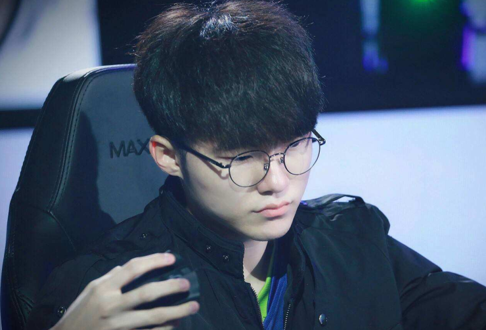 英雄联盟s15投注