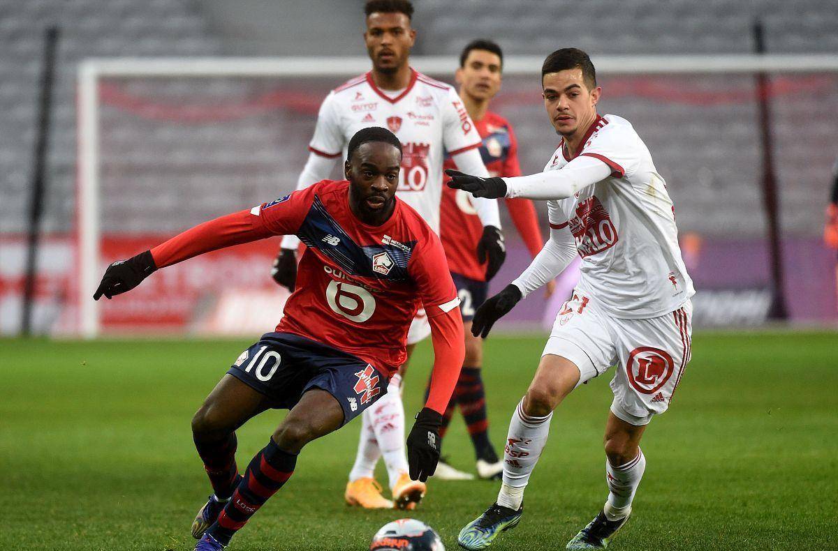 生涯有着积 生涯有着积